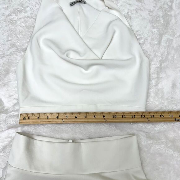New ZARA Women's White Sleeveless Cowl Neck Cropped Top Blouse Sz S - Picture 16 of 16